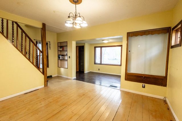 1201 Ross Avenue, Saint Paul, MN 55106
