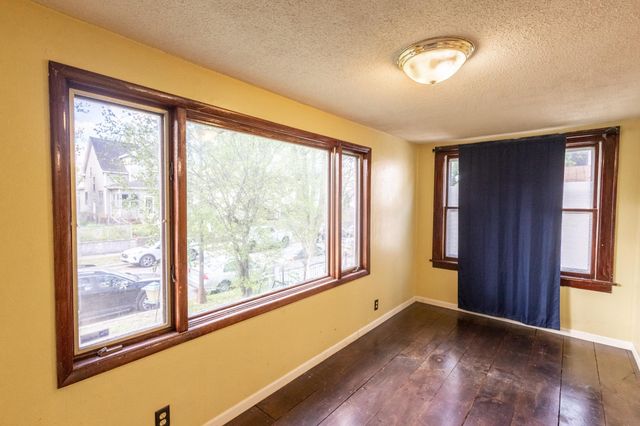 1201 Ross Avenue, Saint Paul, MN 55106