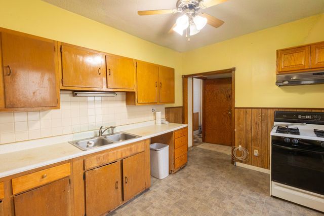 1201 Ross Avenue, Saint Paul, MN 55106