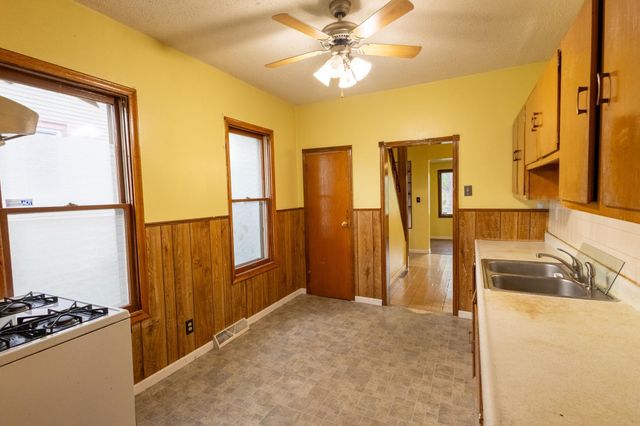 1201 Ross Avenue, Saint Paul, MN 55106