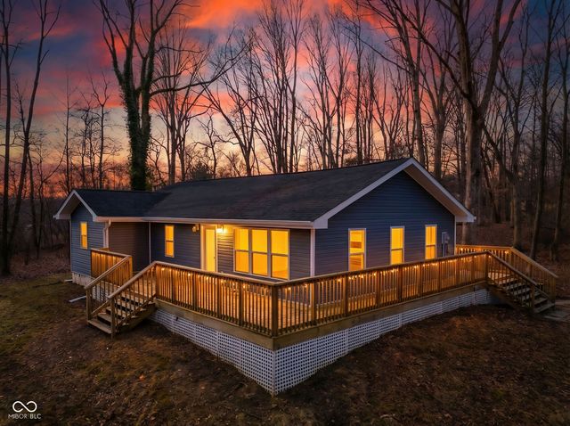 4313 N Hartstrait Road, Bloomington, IN 47404