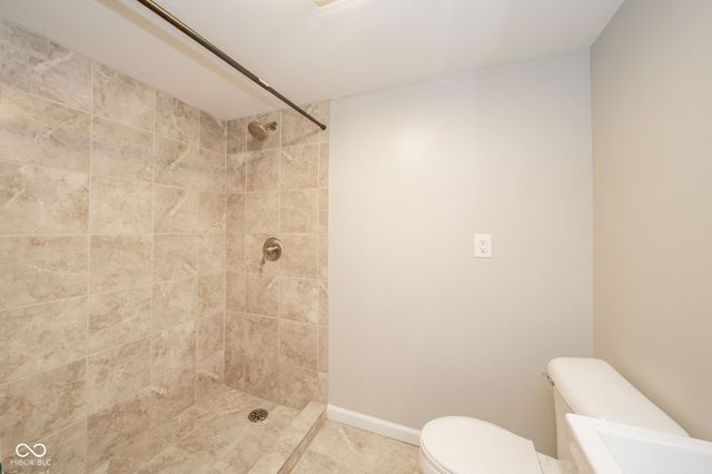 4313 N Hartstrait Road, Bloomington, IN 47404