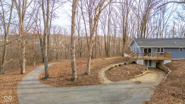 4313 N Hartstrait Road, Bloomington, IN 47404