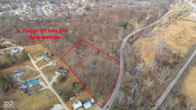 4313 N Hartstrait Road, Bloomington, IN 47404