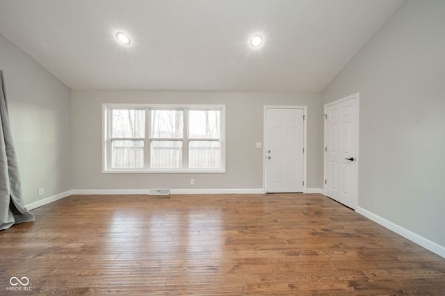 4313 N Hartstrait Road, Bloomington, IN 47404