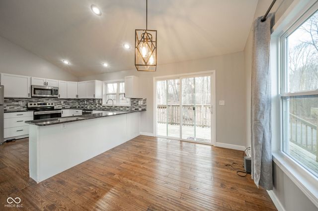 4313 N Hartstrait Road, Bloomington, IN 47404