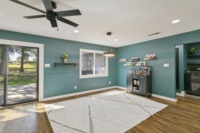 5704 Pecan Circle, Alvarado, TX 76009