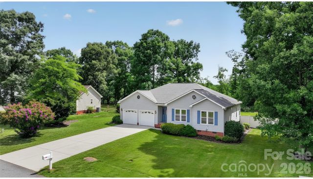 4934 Sagittarius Circle, Denver, NC 28037