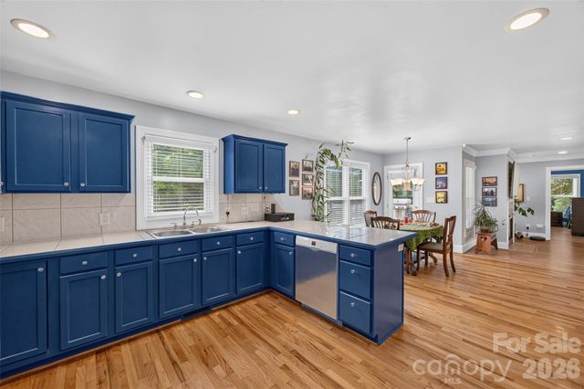 4934 Sagittarius Circle, Denver, NC 28037