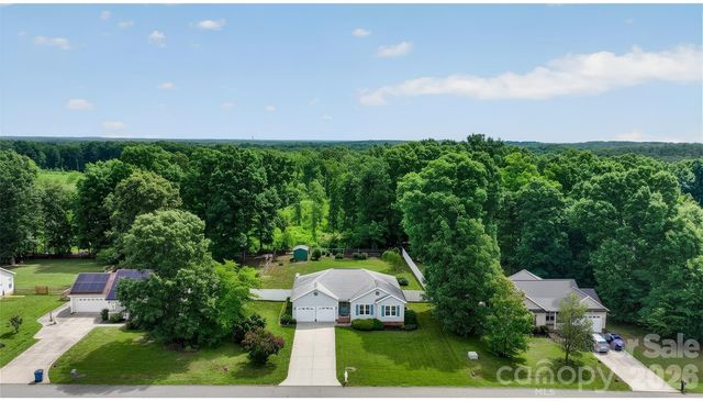 4934 Sagittarius Circle, Denver, NC 28037