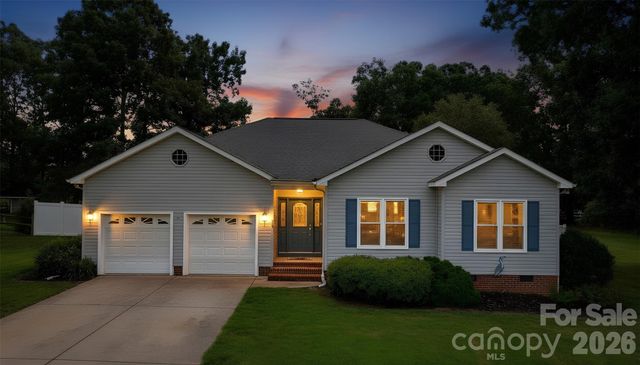 4934 Sagittarius Circle, Denver, NC 28037