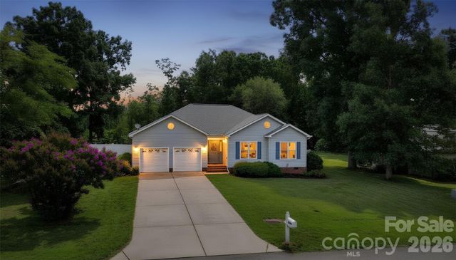 4934 Sagittarius Circle, Denver, NC 28037