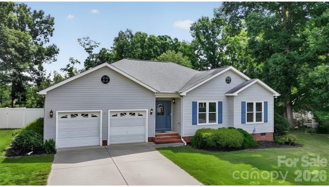 4934 Sagittarius Circle, Denver, NC 28037