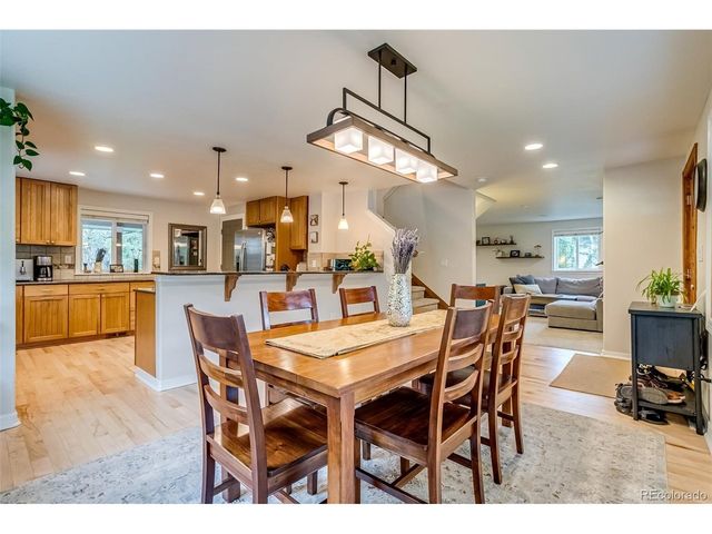 755 Holland St, Lakewood, CO 80215
