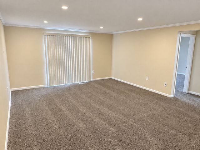 55 David Terrace 3, Norwood, MA 02062
