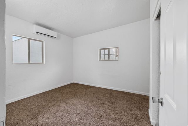 321 NW 3rd Avenue, Visalia, CA 93291