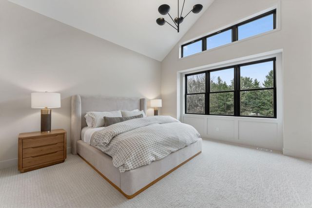 755 Ensconced Way, Chaska, MN 55318