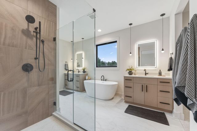 755 Ensconced Way, Chaska, MN 55318