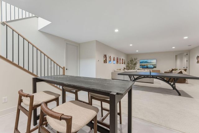 755 Ensconced Way, Chaska, MN 55318