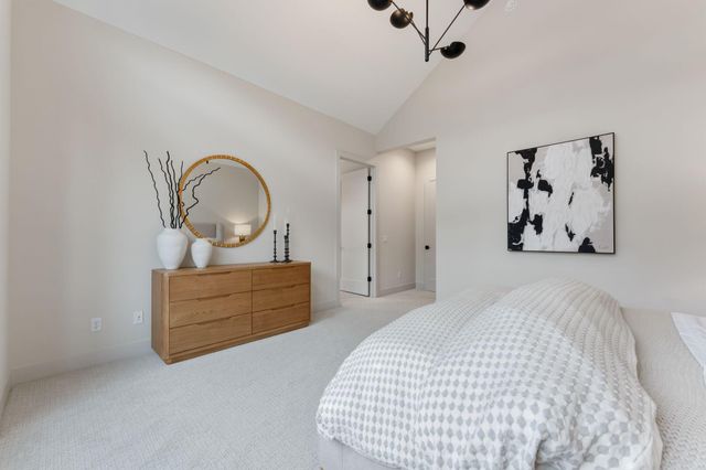 755 Ensconced Way, Chaska, MN 55318