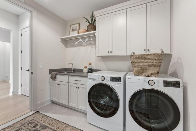 755 Ensconced Way, Chaska, MN 55318