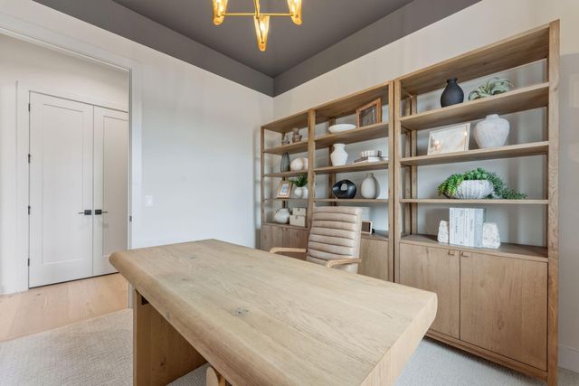 755 Ensconced Way, Chaska, MN 55318