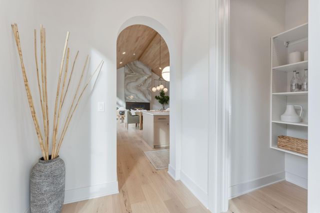 755 Ensconced Way, Chaska, MN 55318