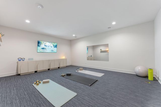 755 Ensconced Way, Chaska, MN 55318