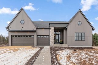 755 Ensconced Way, Chaska, MN 55318