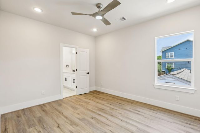 3722 Nathaniel Brown Street, Houston, TX 77021