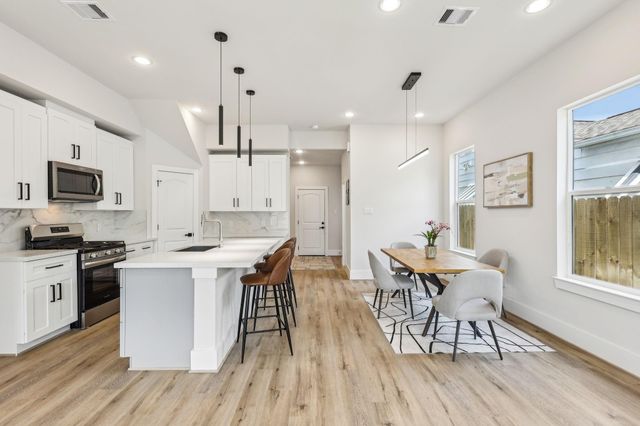 3722 Nathaniel Brown Street, Houston, TX 77021