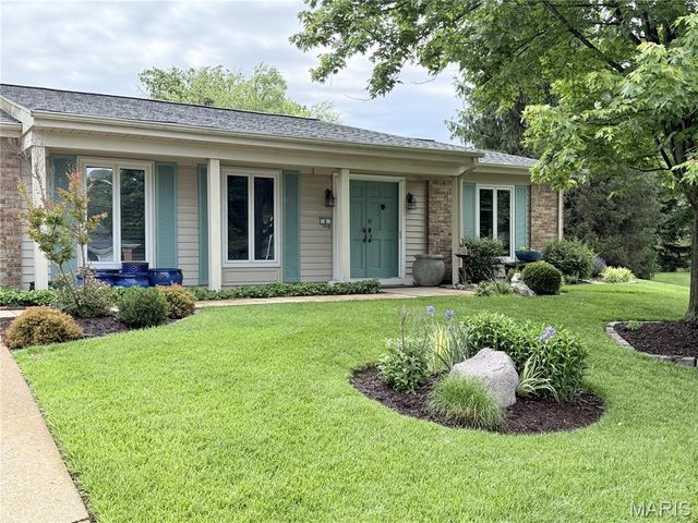 8 Sweet Meadows Lane, Ballwin, MO 63011