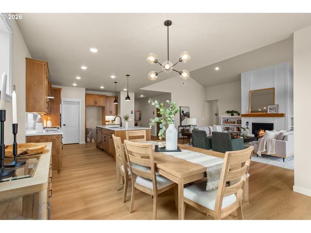 865 Glade Ave, Forest Grove, OR 97116