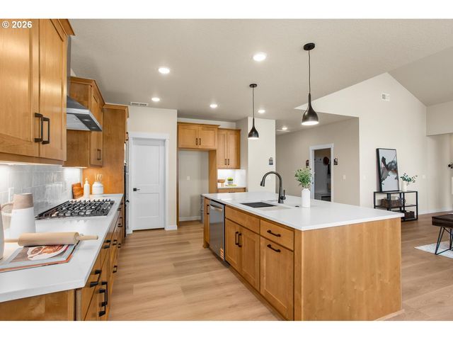 865 Glade Ave, Forest Grove, OR 97116