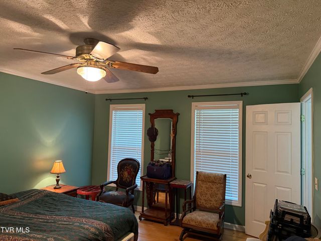 128 Overlook Lane, Mountain City, TN 37683