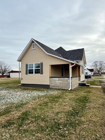 402 S Mulberry Street, Fairland, IN 46126