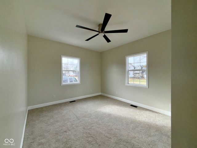 402 S Mulberry Street, Fairland, IN 46126