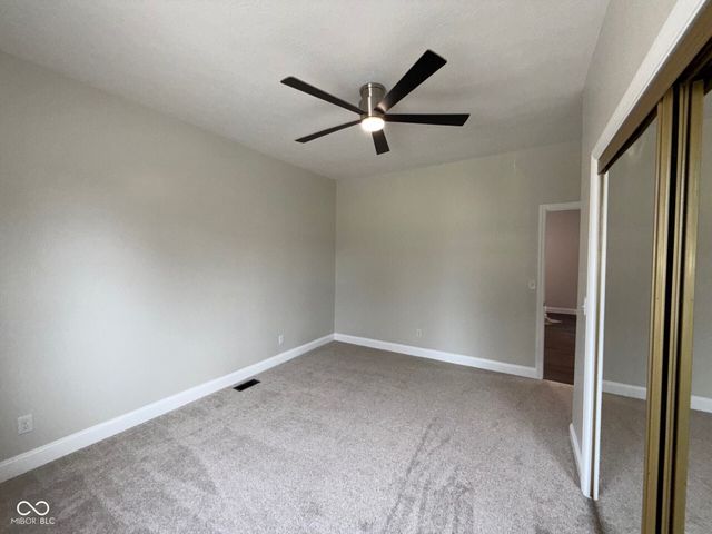 402 S Mulberry Street, Fairland, IN 46126