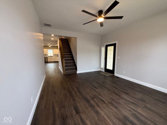 402 S Mulberry Street, Fairland, IN 46126