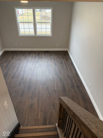 402 S Mulberry Street, Fairland, IN 46126