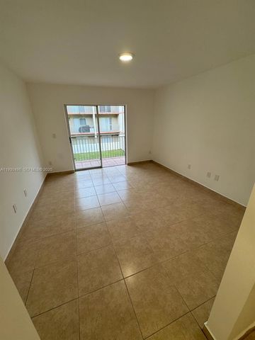 18870 NW 57th Ave 204, Hialeah, FL 33015