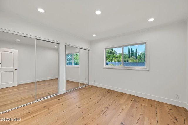 5215 Del Moreno Drive, Woodland Hills, CA 91364