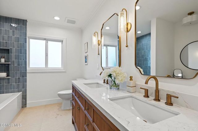 5215 Del Moreno Drive, Woodland Hills, CA 91364