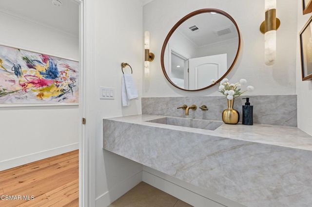 5215 Del Moreno Drive, Woodland Hills, CA 91364