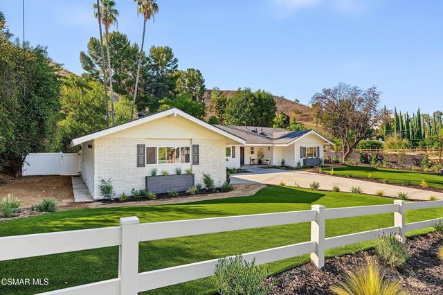 5215 Del Moreno Drive, Woodland Hills, CA 91364