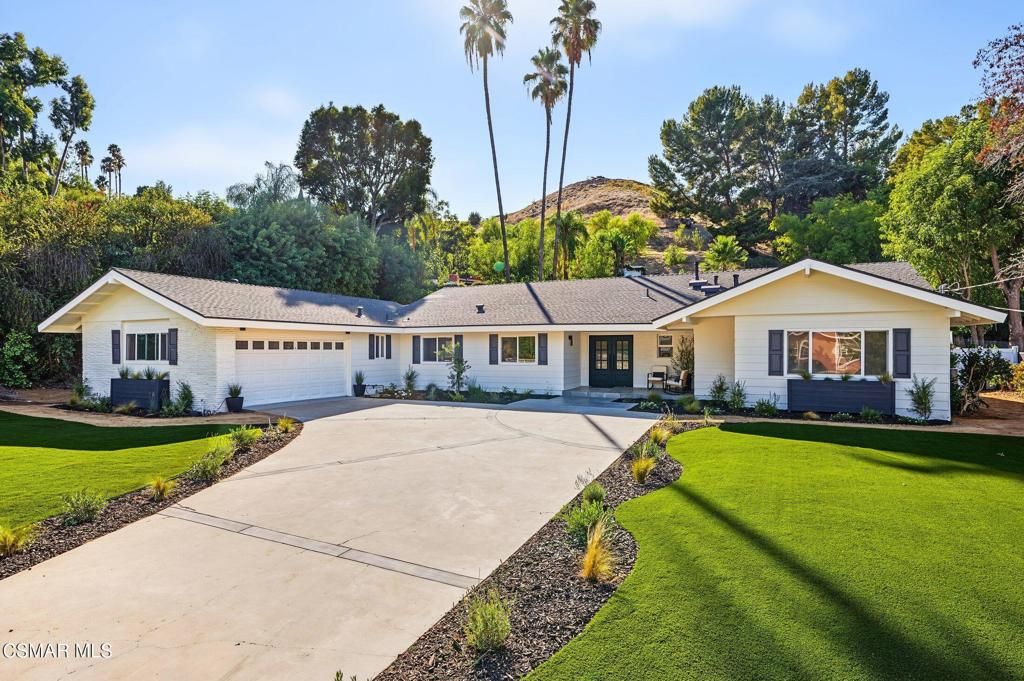 5215 Del Moreno Drive, Woodland Hills, CA 91364