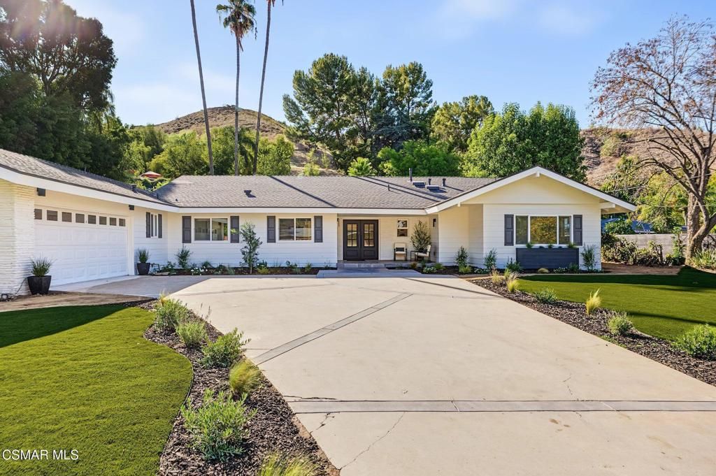 5215 Del Moreno Drive, Woodland Hills, CA 91364 — photo 2
