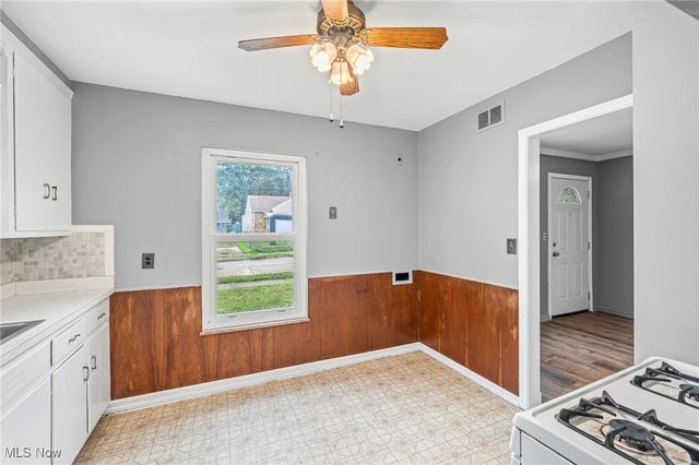 11729 Erwin Avenue, Cleveland, OH 44135