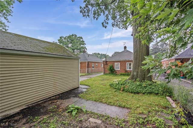 11729 Erwin Avenue, Cleveland, OH 44135