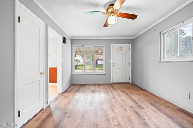 11729 Erwin Avenue, Cleveland, OH 44135